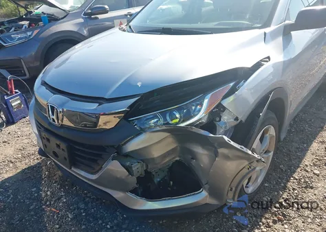 2019 Honda Hr-V Lx z USA, uszkodzony, nr VIN 3CZRU6H39KM735700